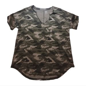 a.n.a. Camo Print Short Sleeve U Neck Top L